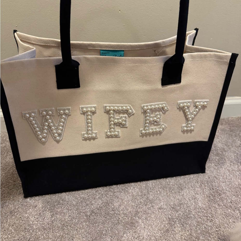 Elegant Wifey Tote Bag - Black and Cream